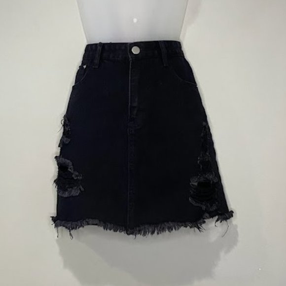 Black Jean Skirt-New Never Worn - Picture 2 of 7